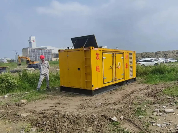 大茂镇冬季低温环境下，发电机组启动电瓶的容量需求是否会增加？